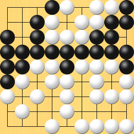 囲碁ルールと打ちかたを解説した対局例7の66手目から70手目までの図