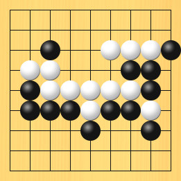 囲碁ルールと打ちかたを解説した対局例4の26手目から30手目までの図