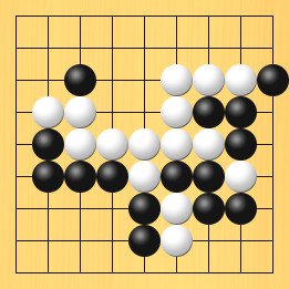 囲碁ルールと打ちかたを解説した対局例4の31手目から35手目までの図