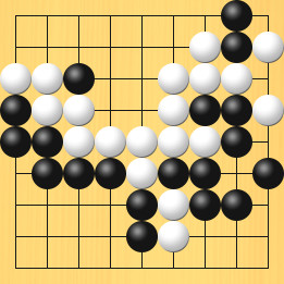 囲碁ルールと打ちかたを解説した対局例4の41手目から45手目までの図