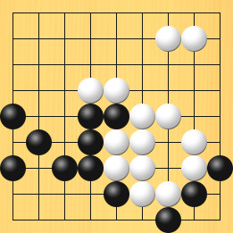 囲碁ルールと打ちかたを解説した対局例6の31手目から35手目までの図