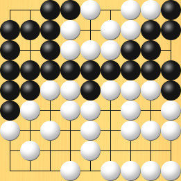 囲碁ルールと打ちかたを解説した対局例7の71手目から75手目までの図