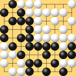 囲碁ルールと打ちかたを解説した対局例8の71手目から75手目までの図